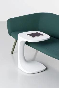 Table D'Appoint Font Plastique/ Polyethylene - 42 X 42 X H 52 Cm - Kristalia