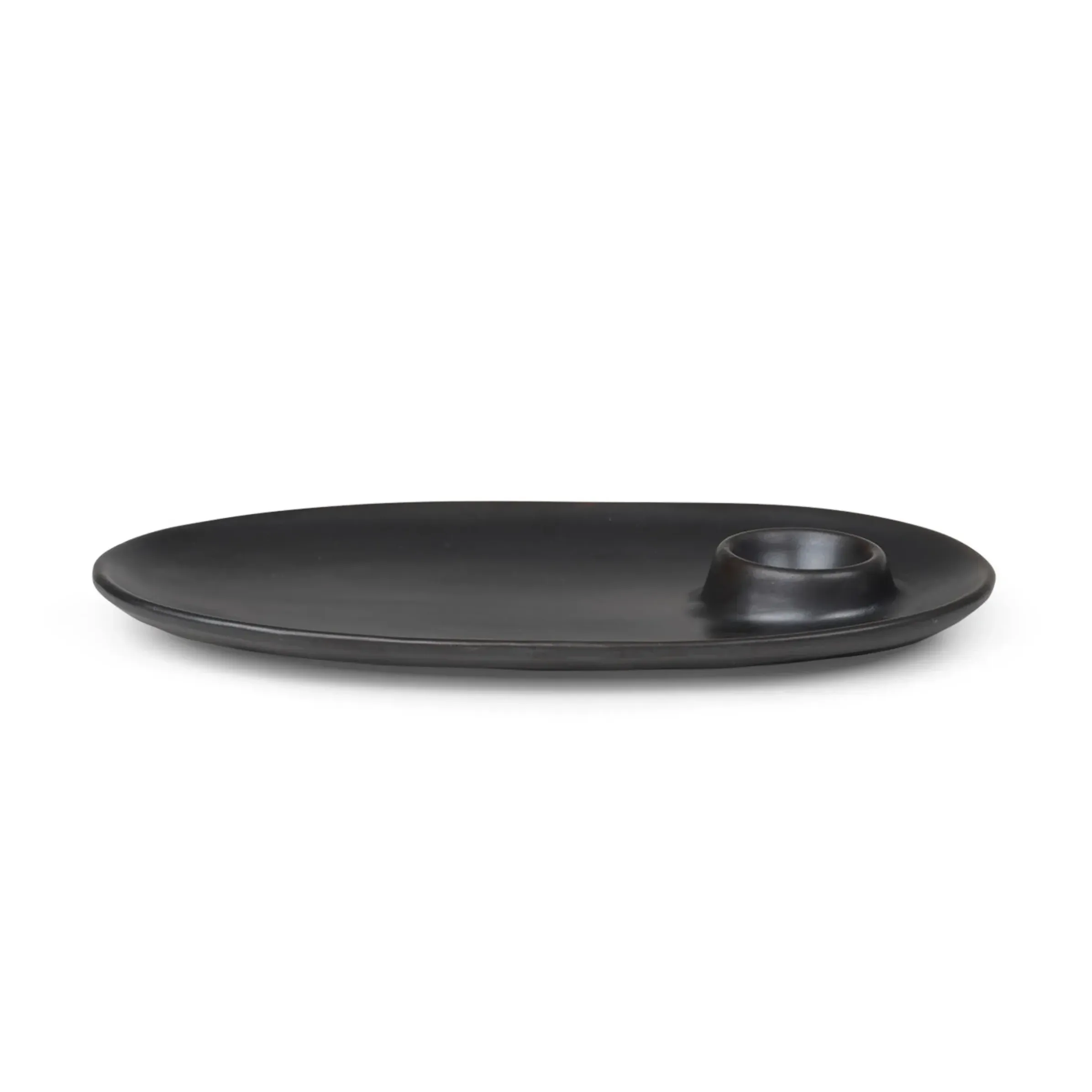 Assiette Flow Ceramique/ Avec Coquetier Integre - 23 X 14 Cm - Ferm Living