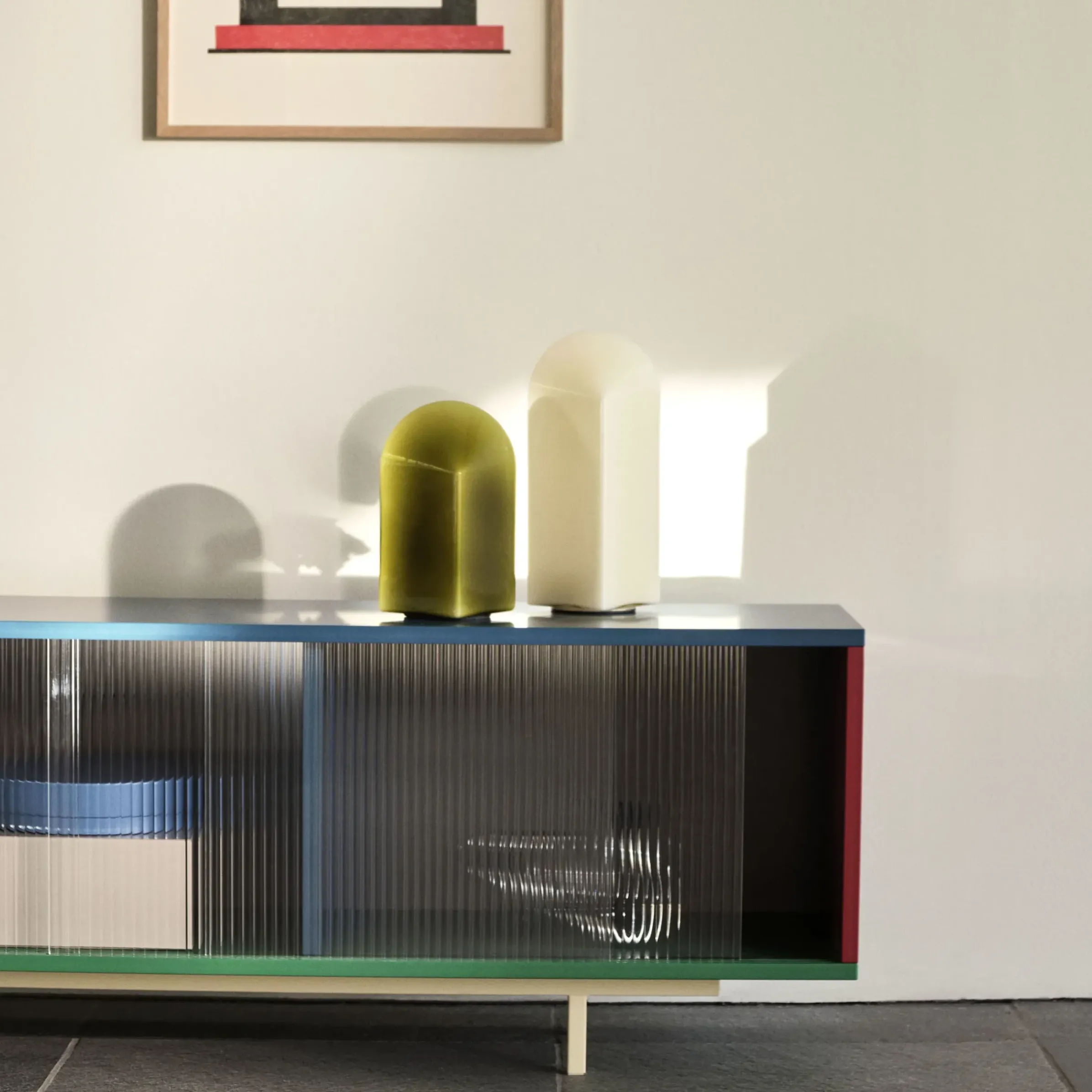 Buffet Bas Colour Cabinet Floor Bois/ Large - L 180 X H 51 Cm / Portes Verre Strie - Hay
