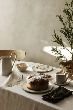 Carafe Flow Ceramique Blanc / 1 L - Ferm Living