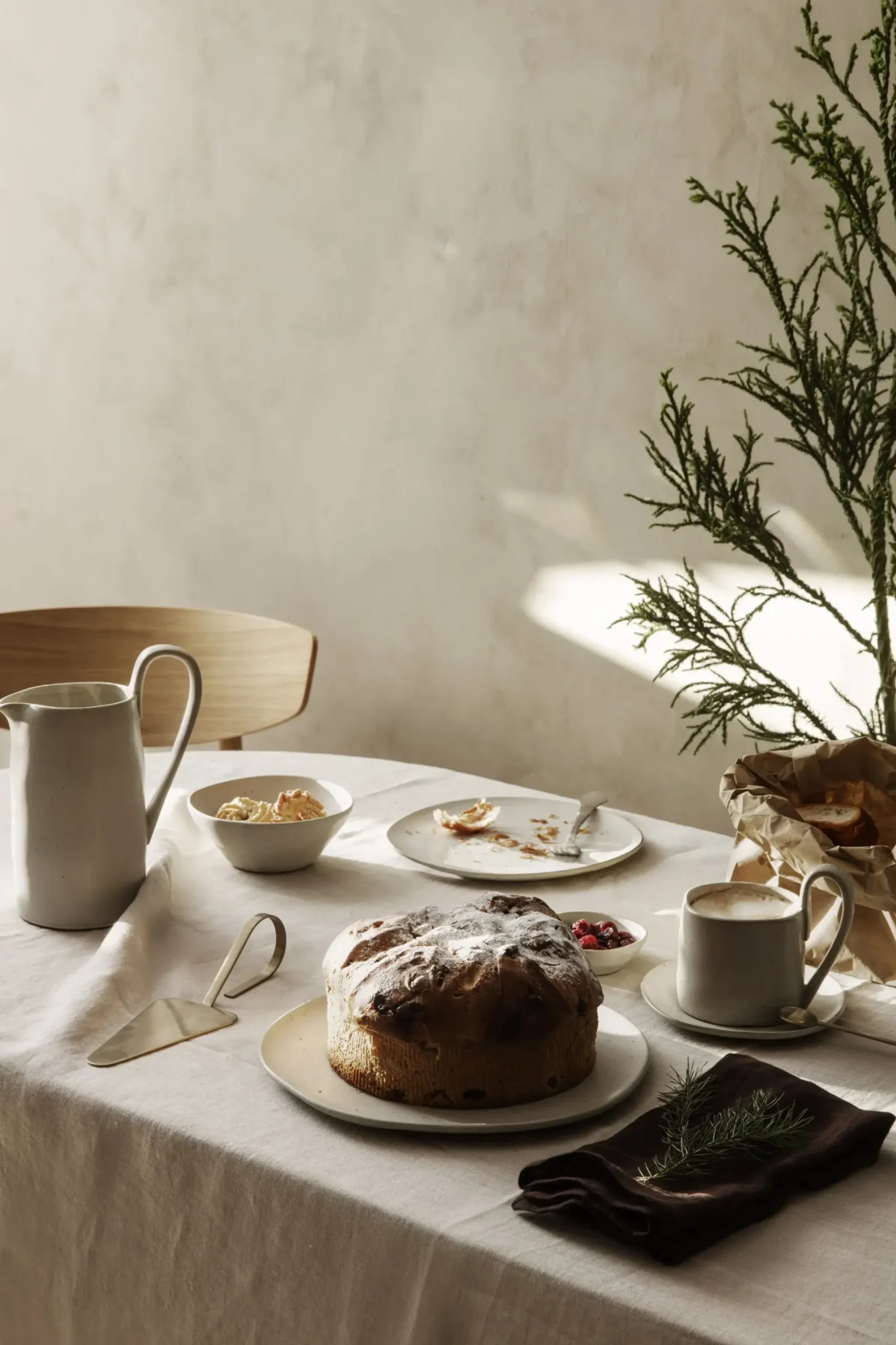 Carafe Flow Ceramique Blanc / 1 L - Ferm Living