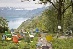 Chaise Dsr - Eames Plastic Side Chair Plastique Jaune / (1950) - Pieds Noirs - Vitra