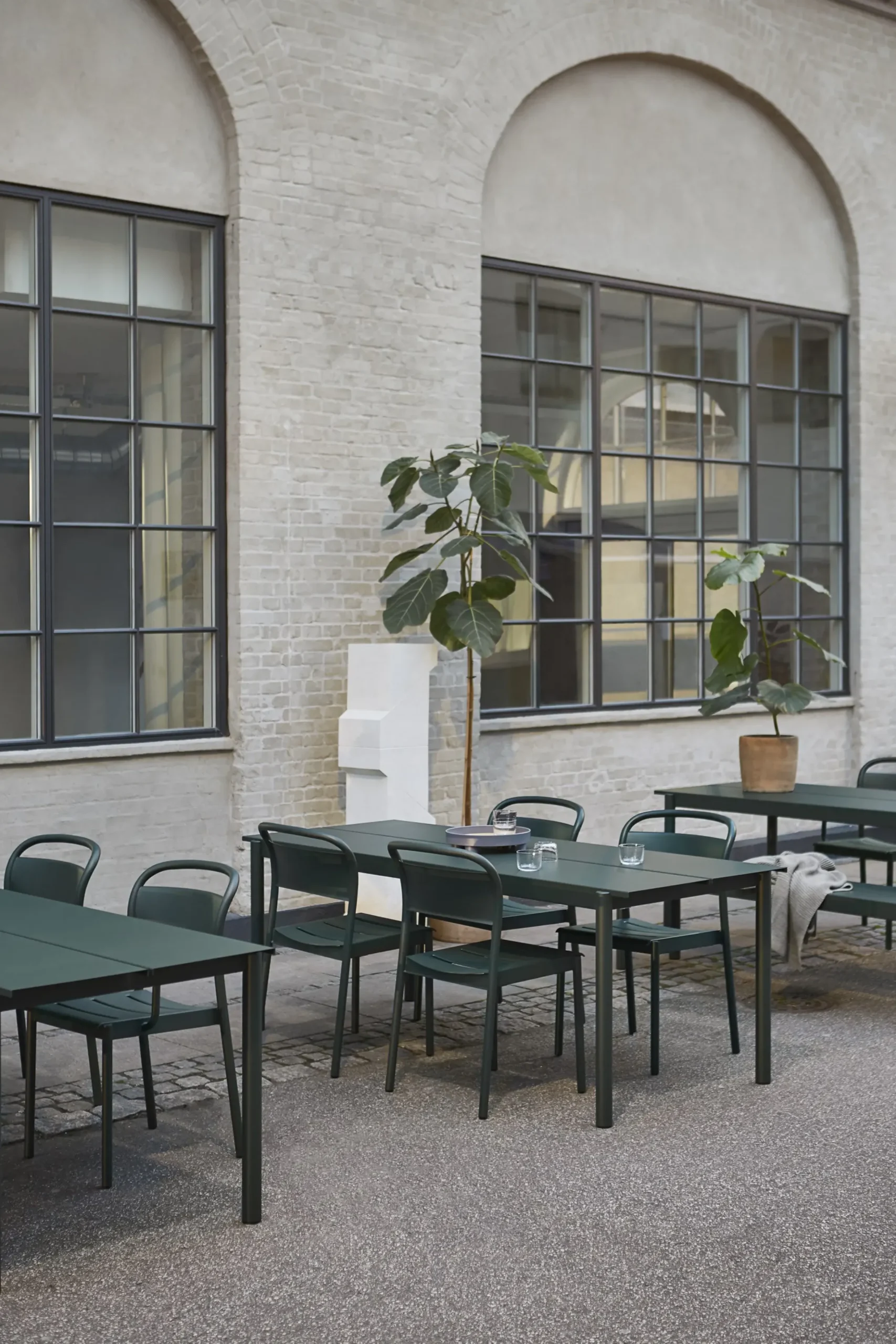 Chaise Empilable Linear Metal Vert - Muuto