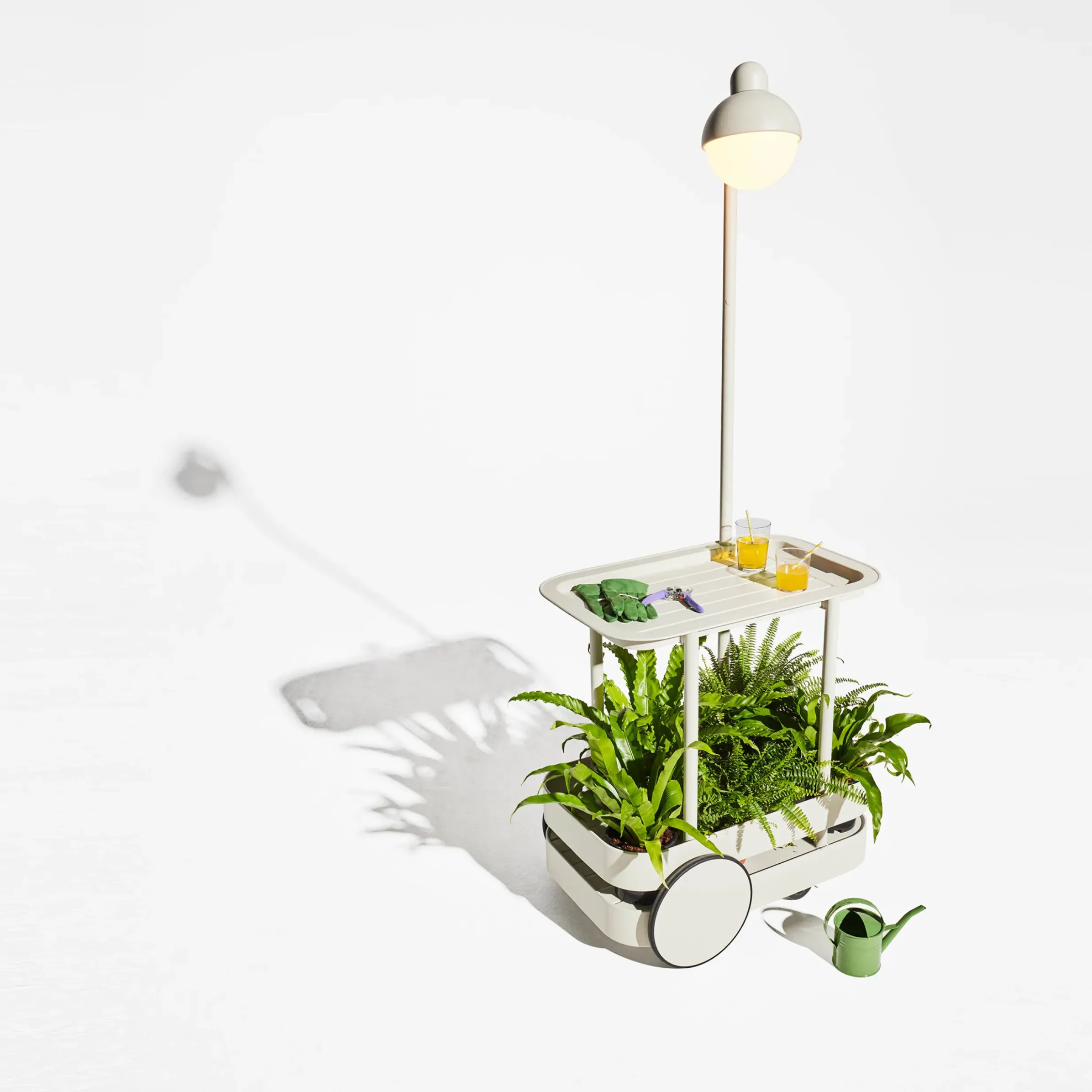 Desserte Jolly Trolley Metal Gris / Lampe Sans Fil Recharge Usb - 78 X 55 X H 200 Cm - Fatboy