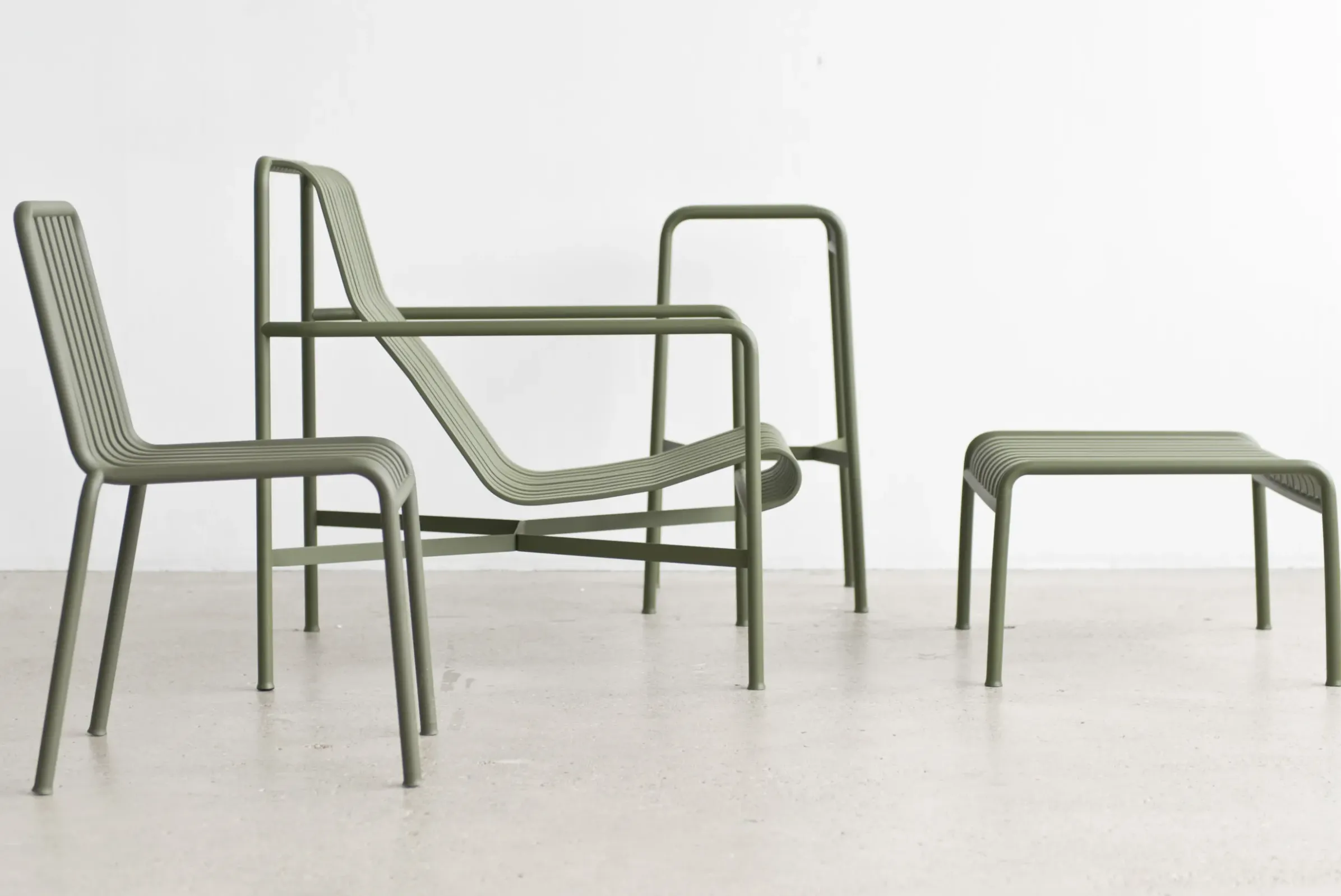 Fauteuil Bas Palissade Metal Vert / Dossier Haut - R & E Bouroullec - Hay