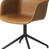Fauteuil Pivotant Fiber Cuir Marron / Rembourre - Cuir Integral - Muuto