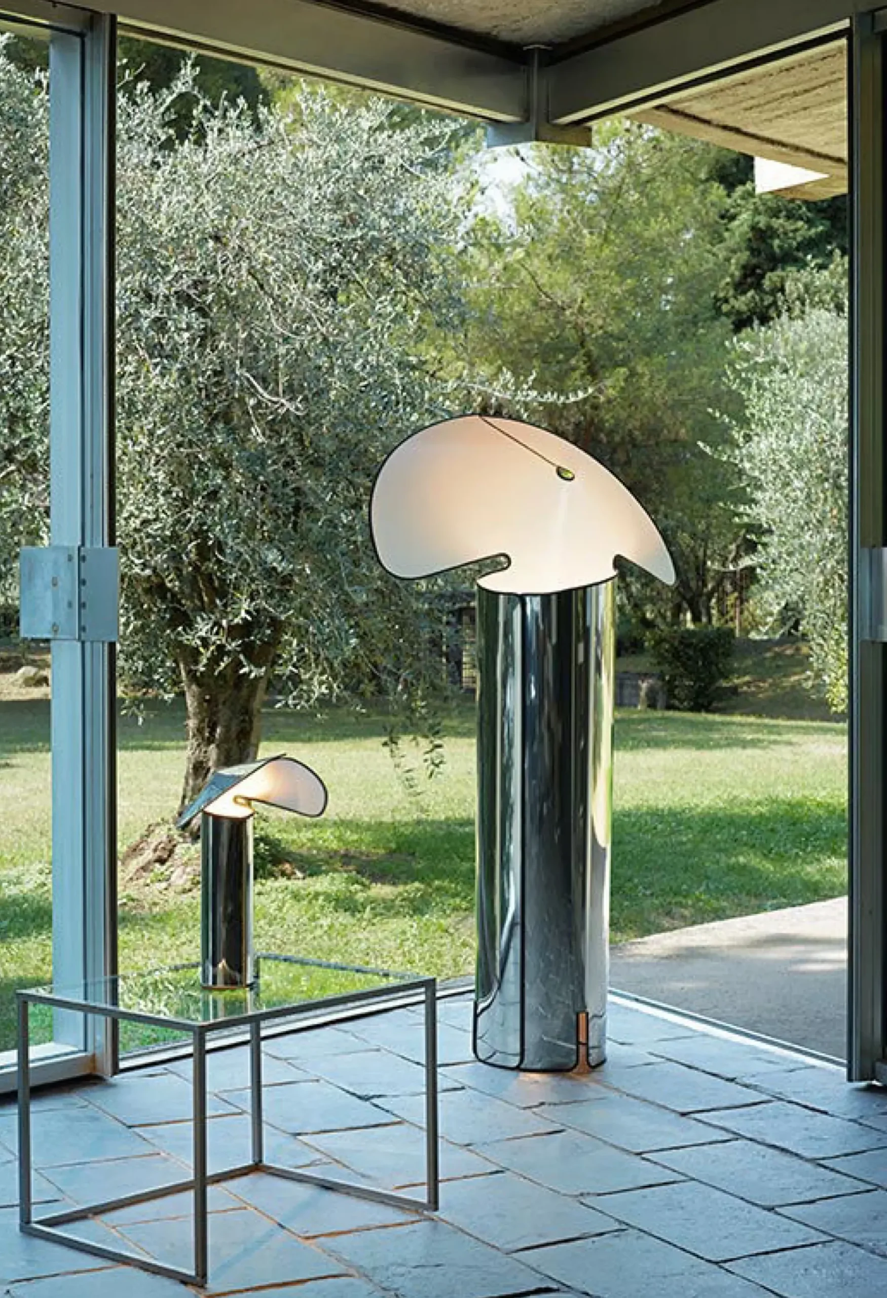 Lampadaire Chiara Gris Metal / O 72 X H 145 Cm - Acier / Reedition 1969 - Flos