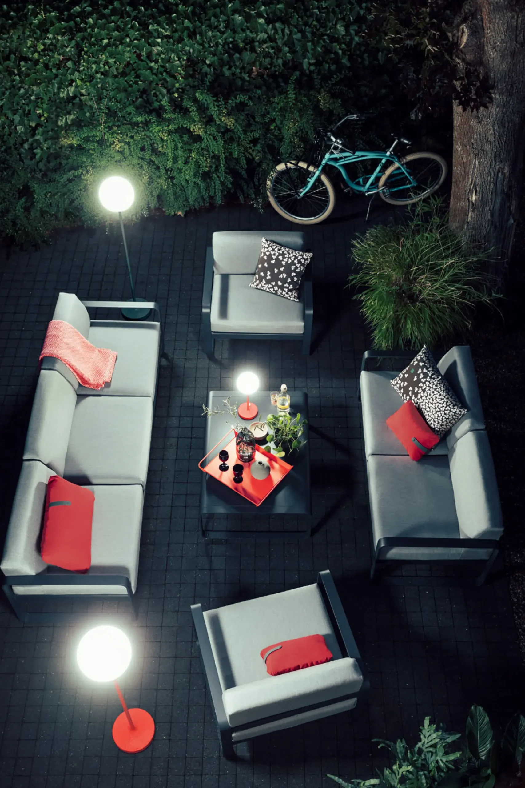 Lampadaire D'extérieur Sans Fil Mooon! Led Metal Plastique Vert / H 134 Cm - Bluetooth - Fermob