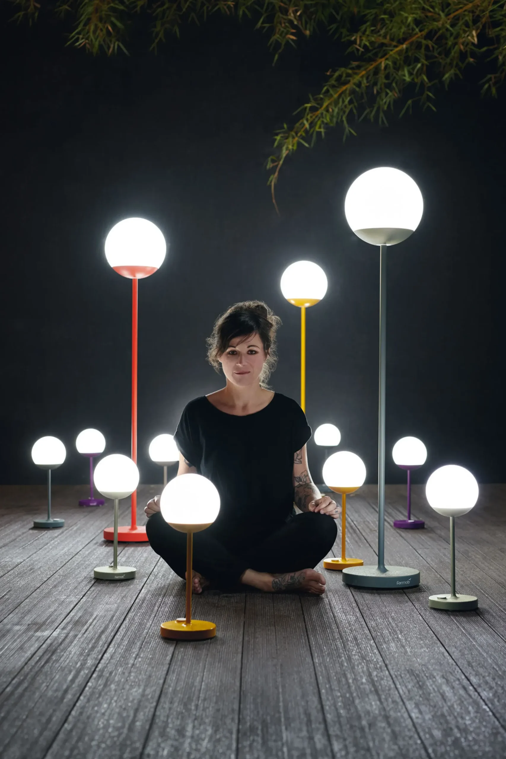 Lampadaire D'extérieur Sans Fil Mooon! Led Metal Plastique Vert / H 134 Cm - Bluetooth - Fermob