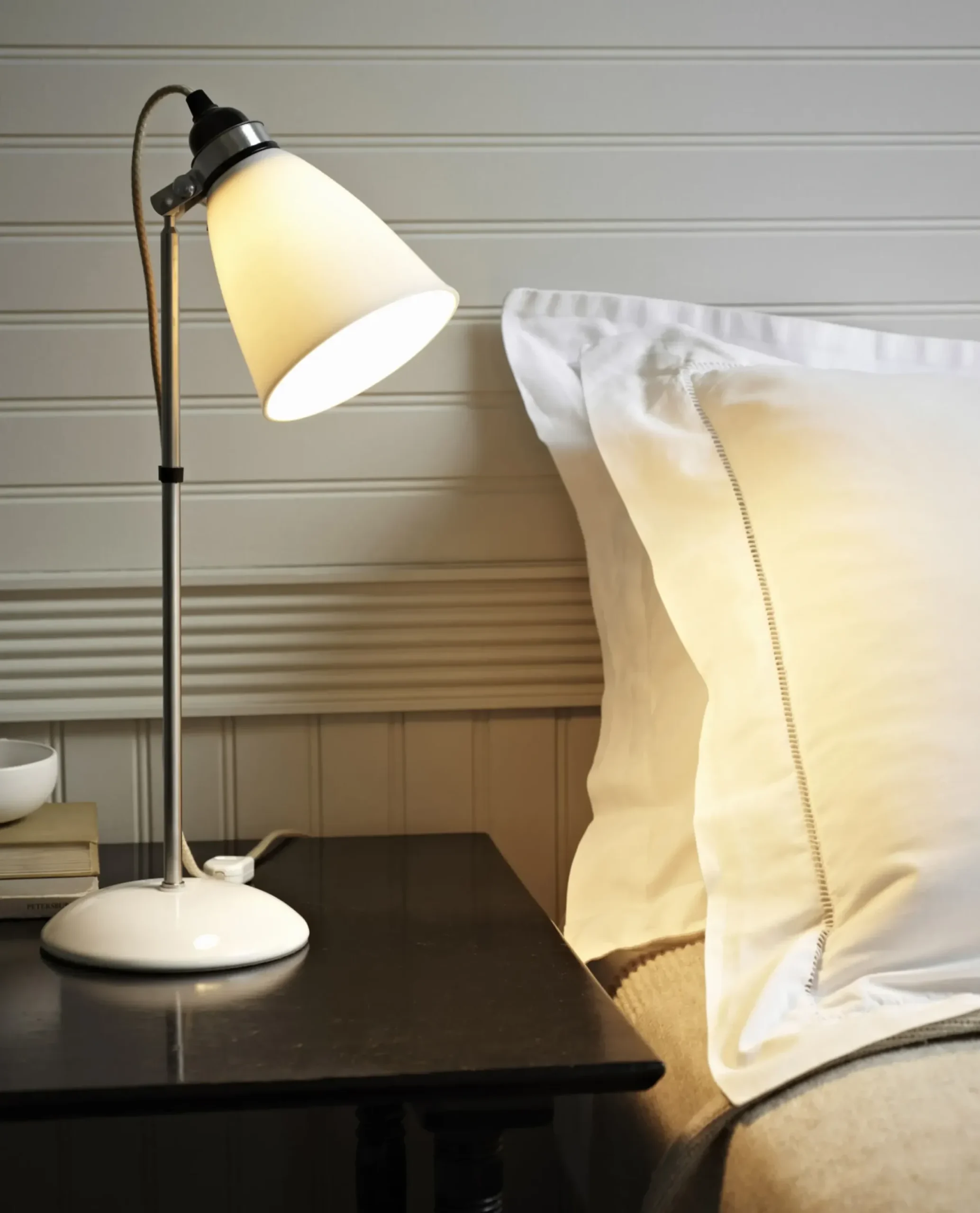 Lampe De Table Hector Dome Metal Ceramique Blanc / H 46 Cm - Porcelaine Lisse - Original Btc