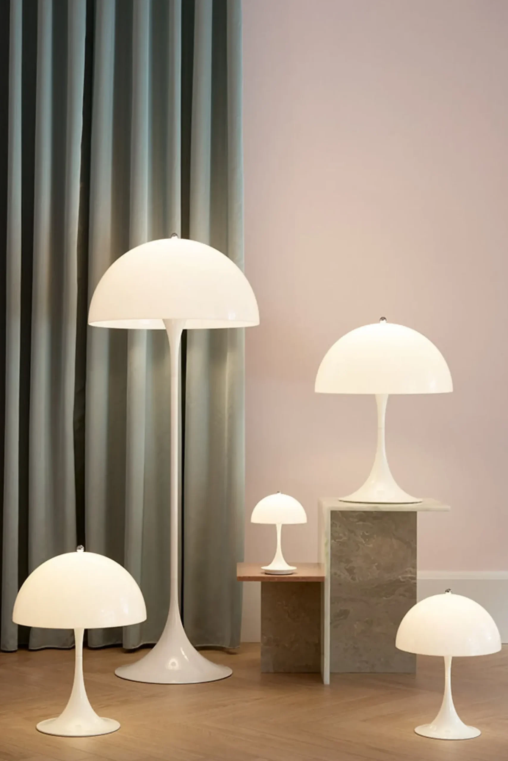 Lampe De Table Panthella 320 Plastique Blanc / O 32 X H 43,8 Cm - Acrylique / Verner Panton, 1971 - Louis Poulsen