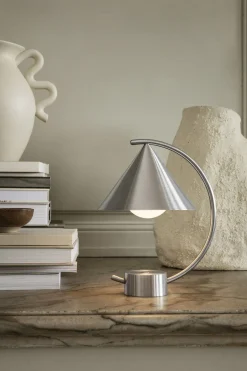 Lampe Sans Fil Rechargeable Meridian Gris Argent Metal / Metal - H 26 Cm - Ferm Living