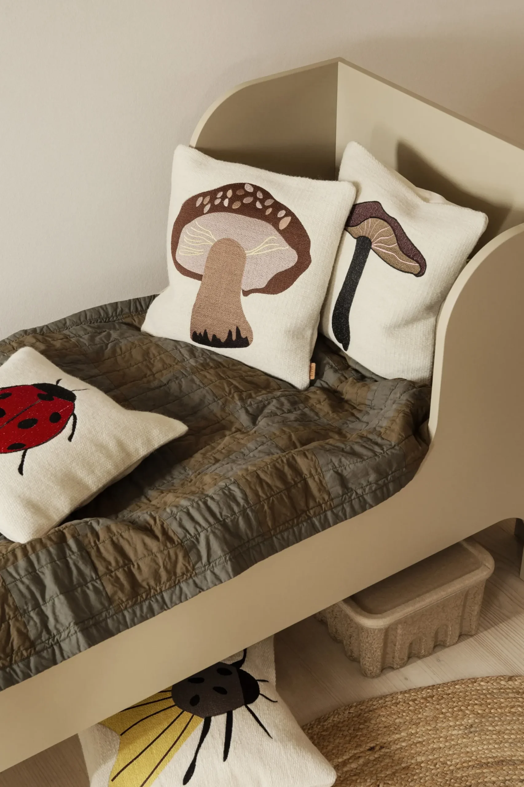 Lit Enfant Sill Bois Beige / 166 X 76 Cm (Pour Matelas 70 X 160 Cm) - Sommier Inclus - Ferm Living