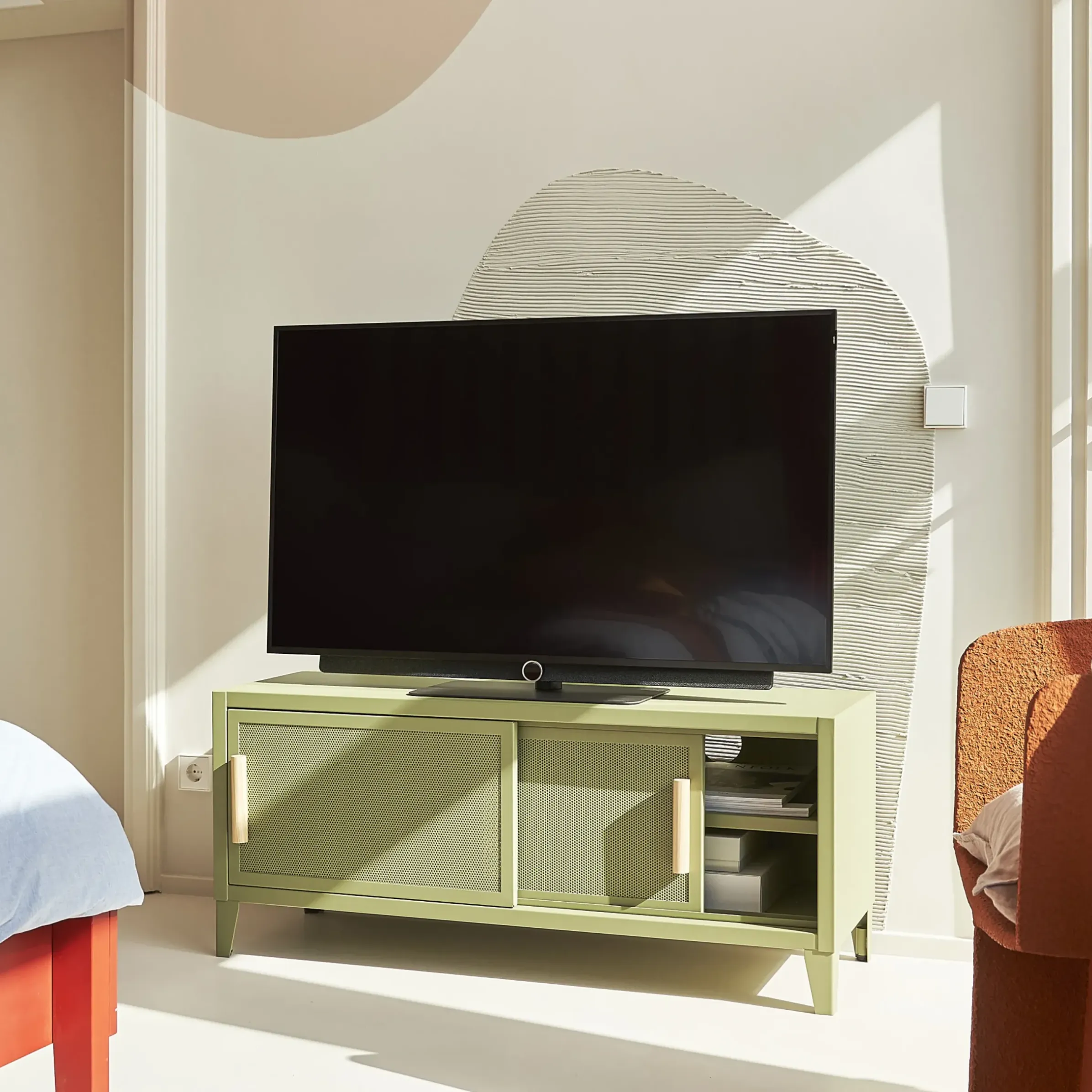 Meuble Tv B2 Bas Perfore Metal Rose / L 120 X H 51 Cm - Poignees Chene - Tolix