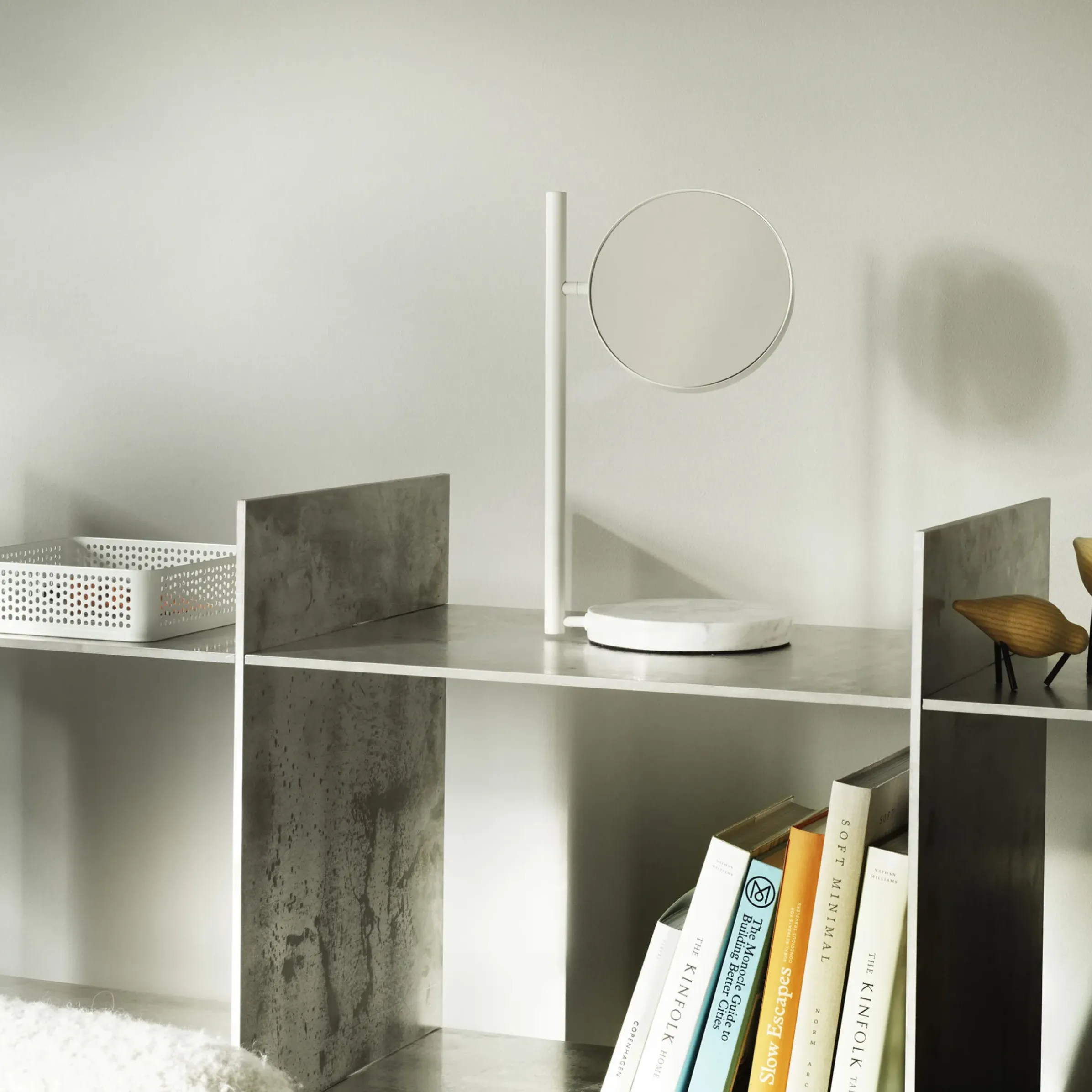 Miroir A Poser Pose Metal Pierre/ Miroir Grossissant Orientable - Normann Copenhagen