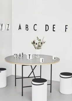 Mug A-Z Ceramique / Porcelaine - Lettre U - Design Letters