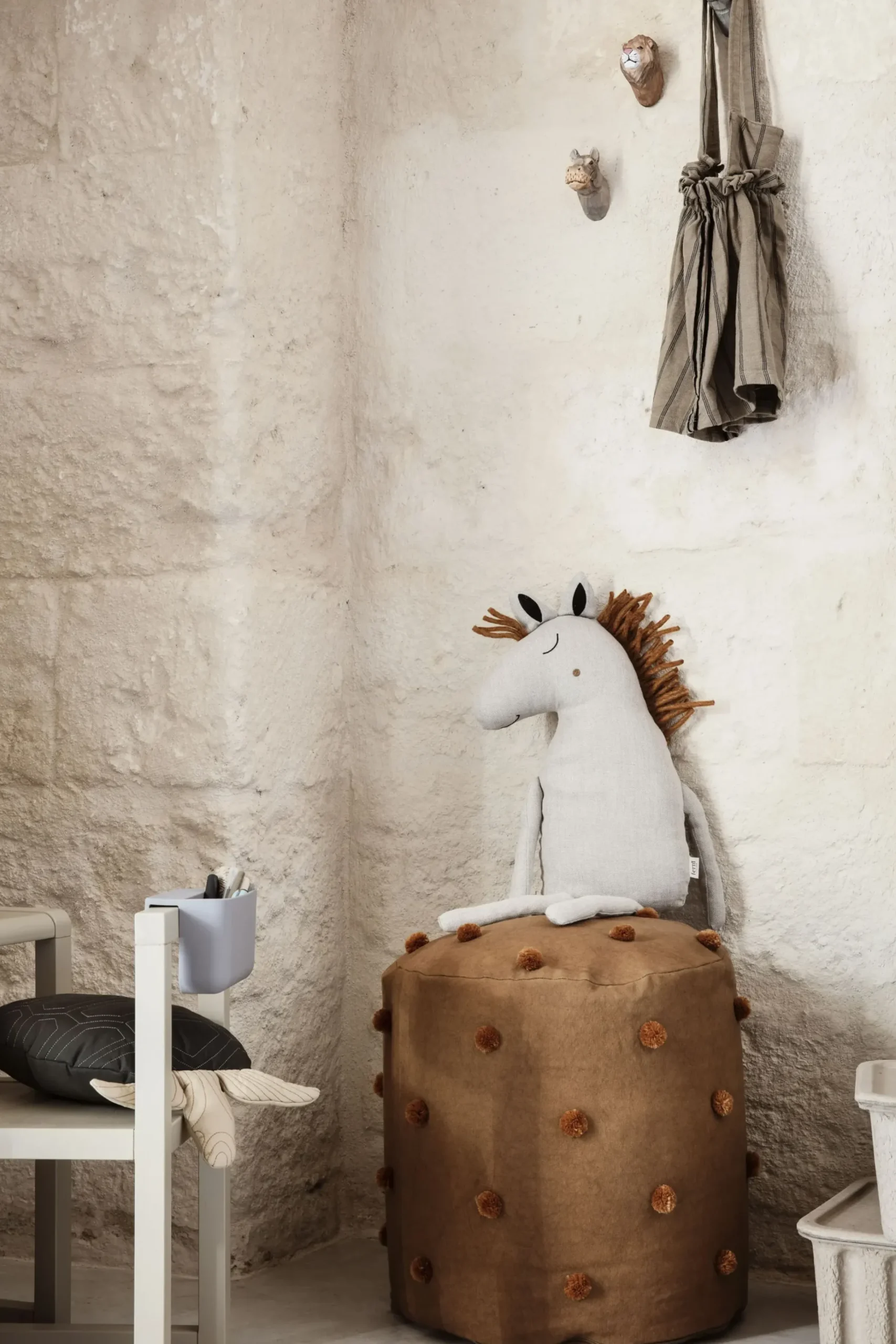 Patere Animal Bois / Rhino -Sculpte Main - Ferm Living