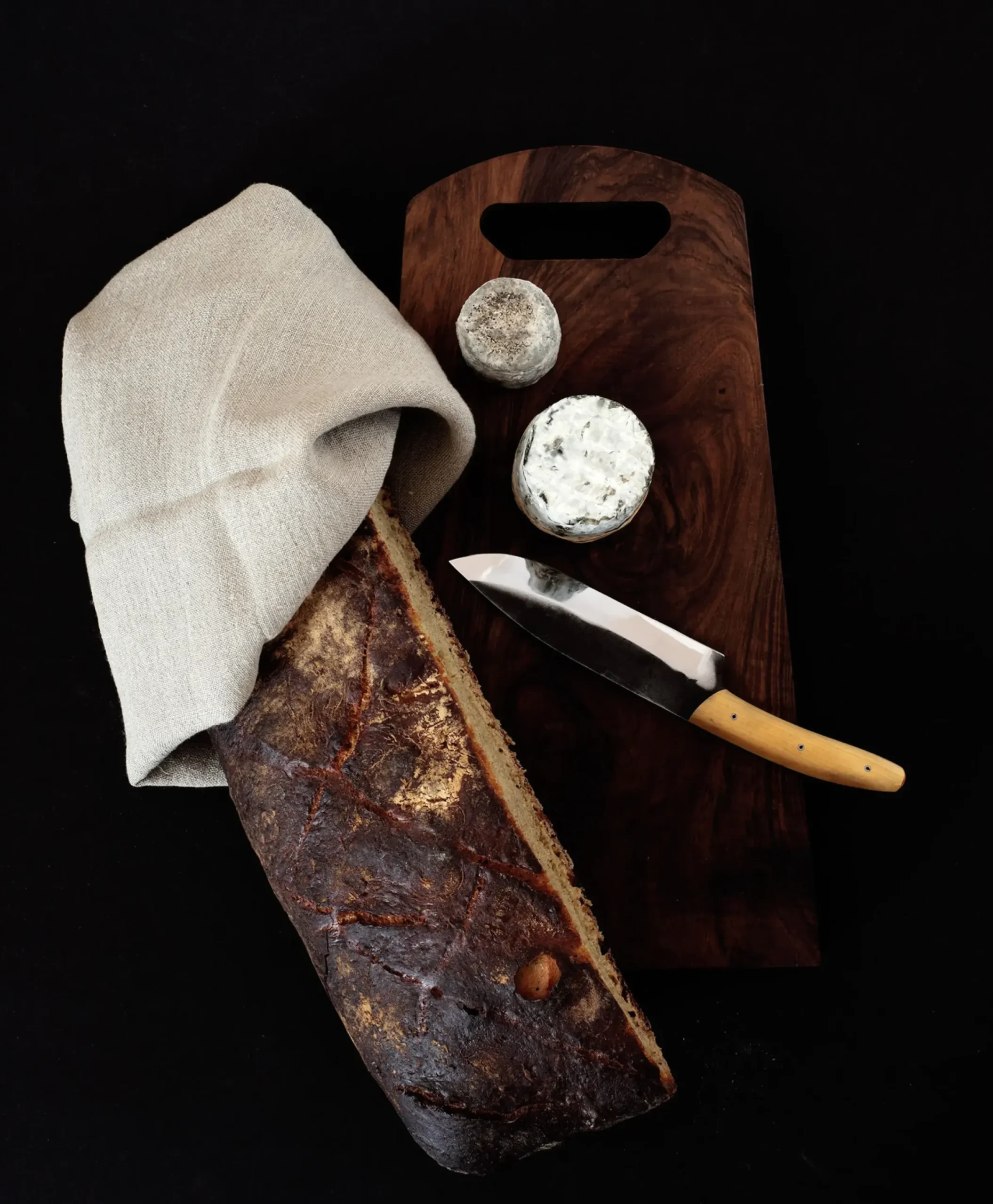 Planche À Découper Bois Naturel / Noyer Massif - Malle W. Trousseau