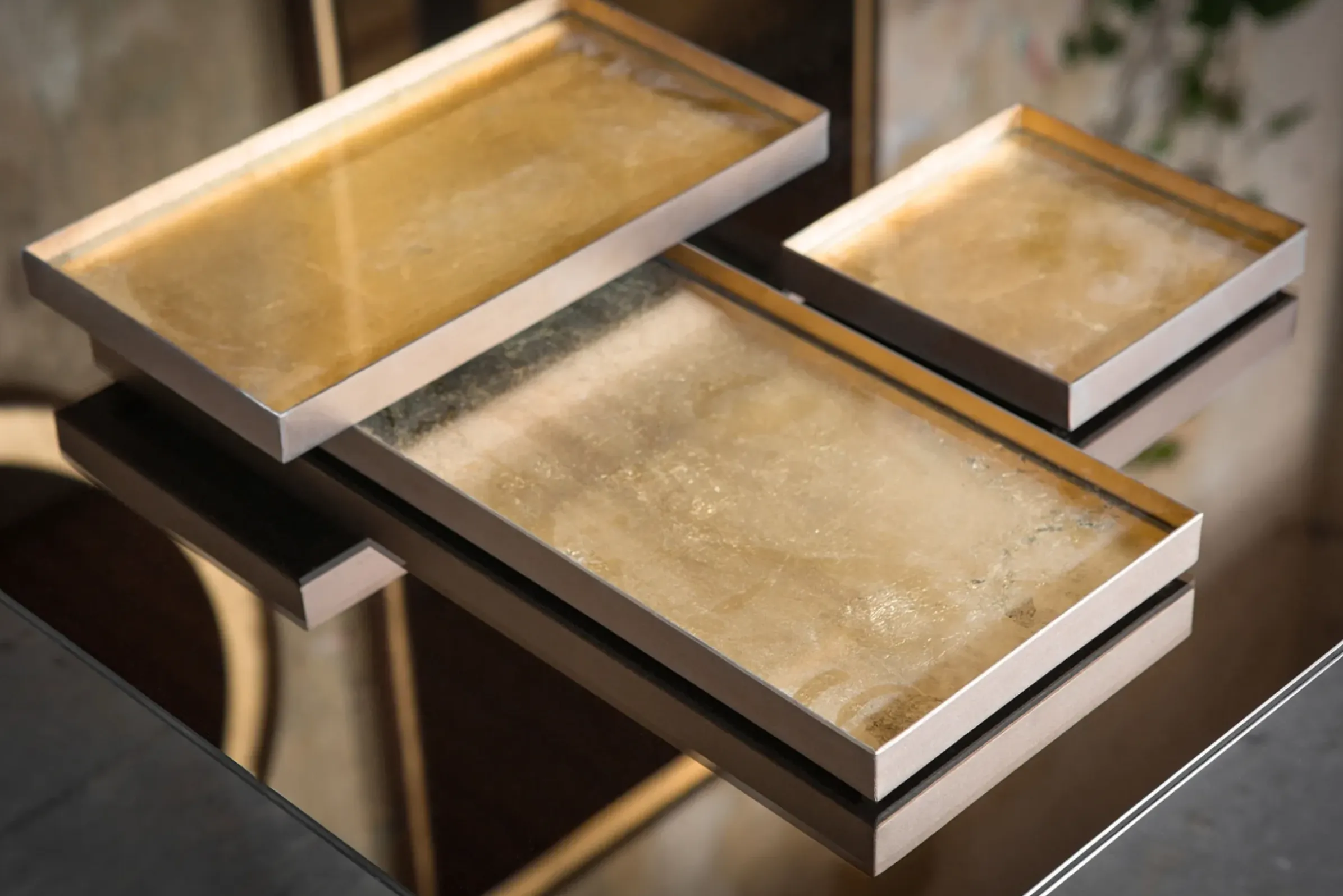 Plateau Gold Leaf Verre Or / Vide-Poche - 31 X 17 Cm - Metal & Verre - Ethnicraft