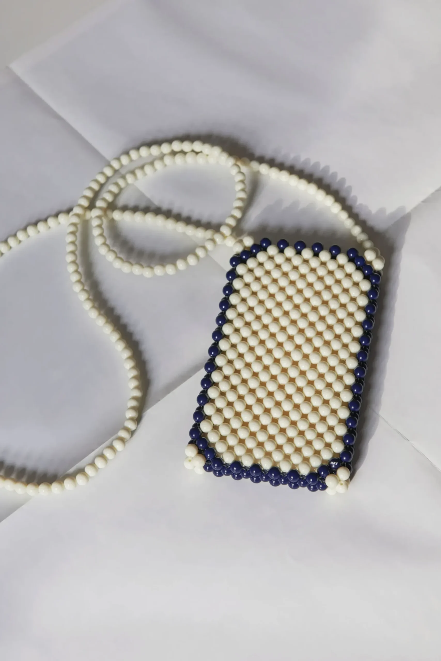 Porte-Telephone Perla Plastique / Mini Sacoche En Perles - Fait Main - Hay