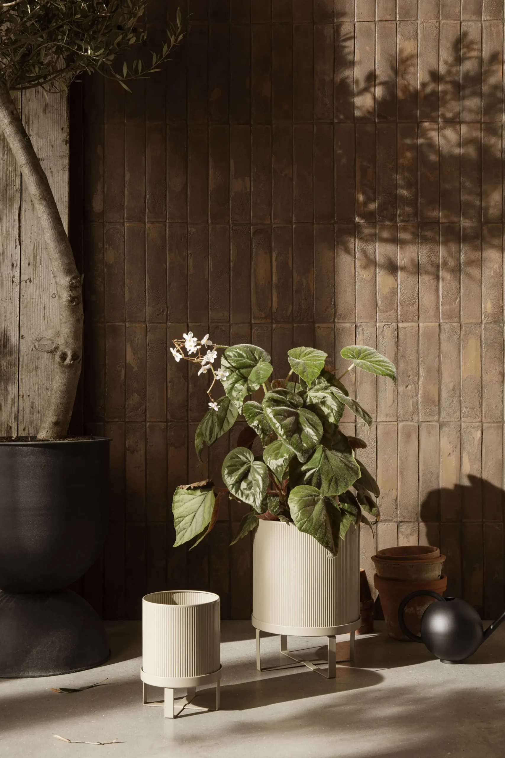 Pot De Fleurs Bau Large Metal Beige / O 28 Cm - Metal - Ferm Living