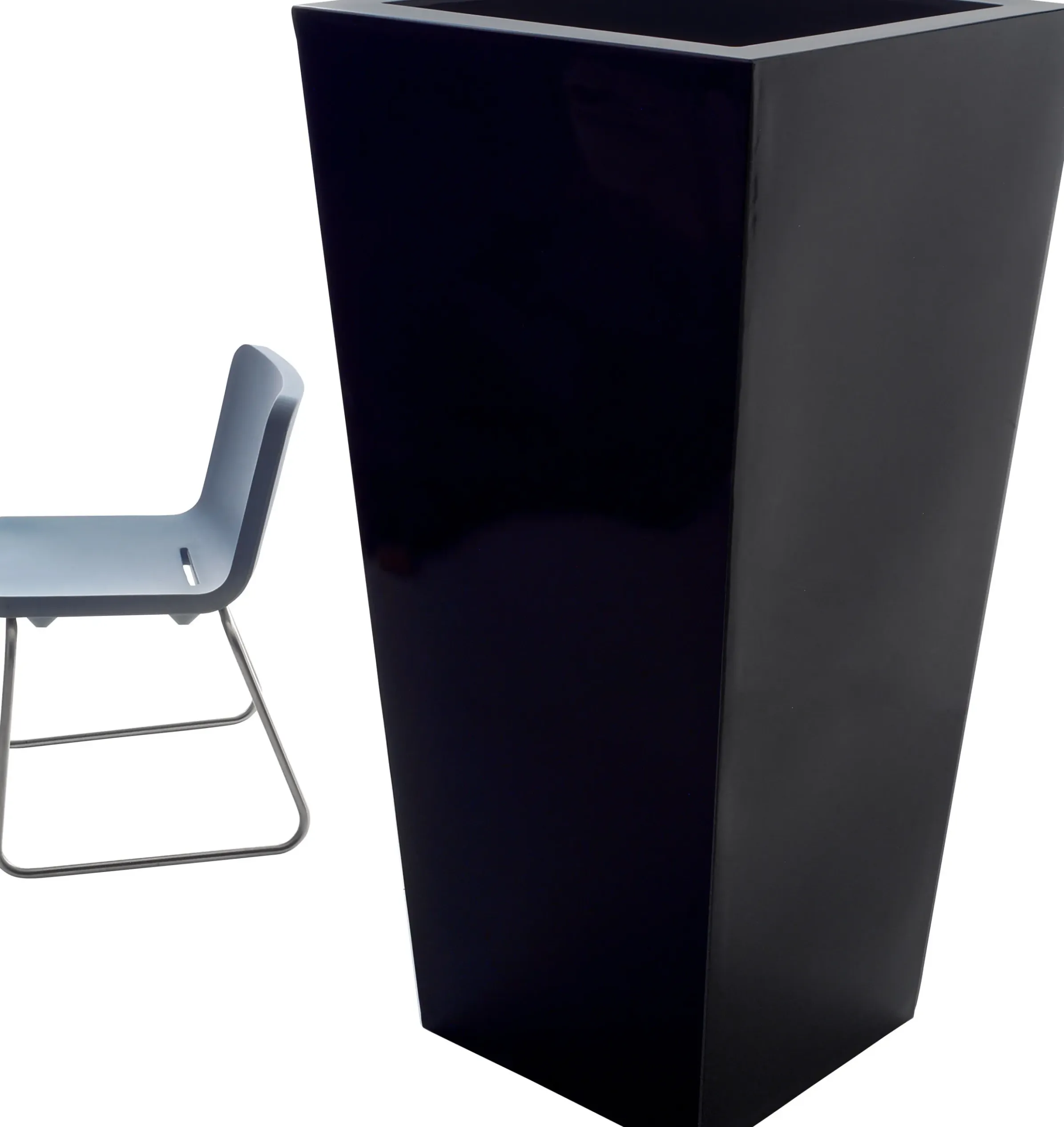 Pot De Fleurs Kabin High 70 Plastique- Serralunga