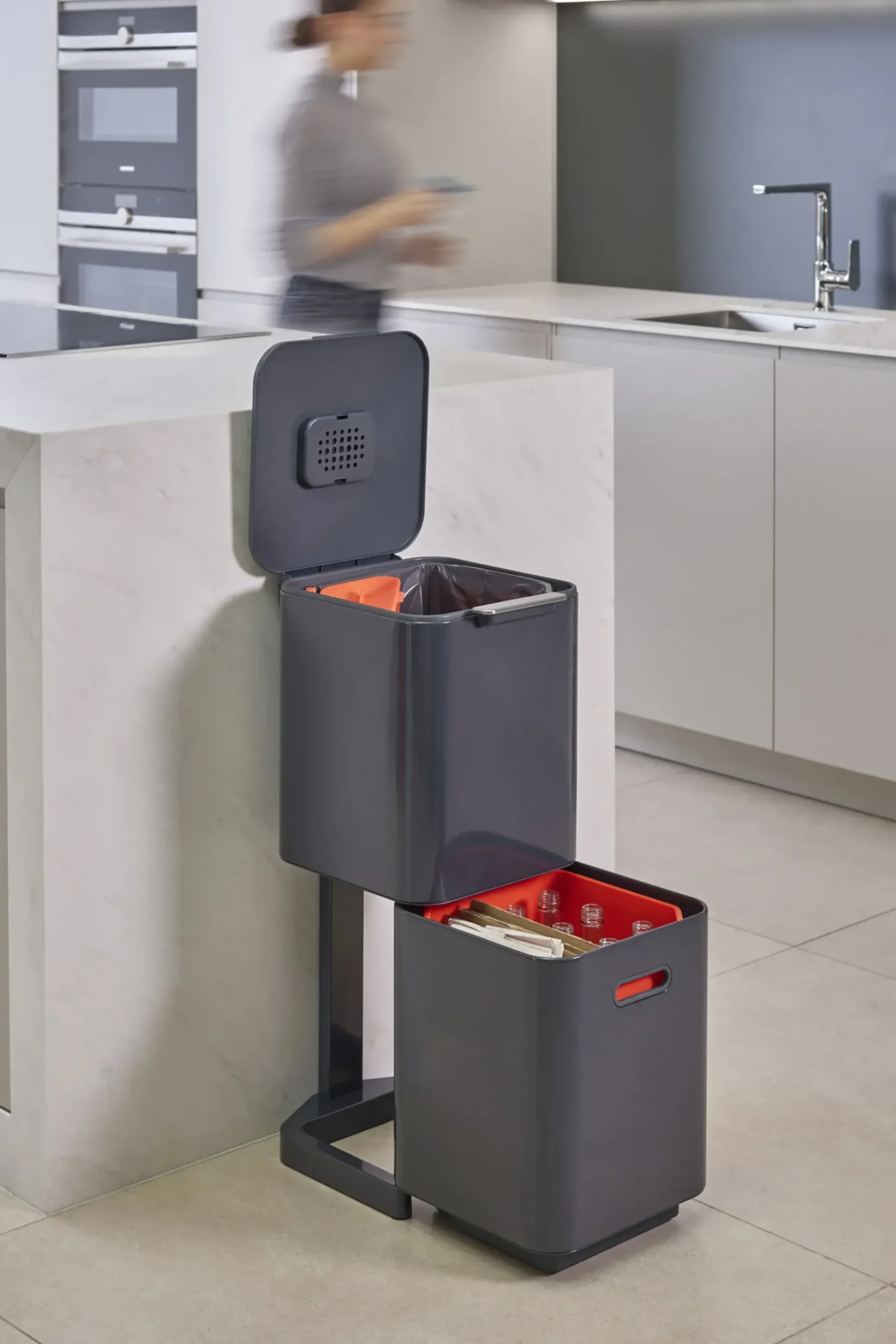 Poubelle De Tri Totem Compact 40L Metal Gris / 2 Bacs 20L + 1 Bac Dechets Organiques 3L - Joseph Joseph