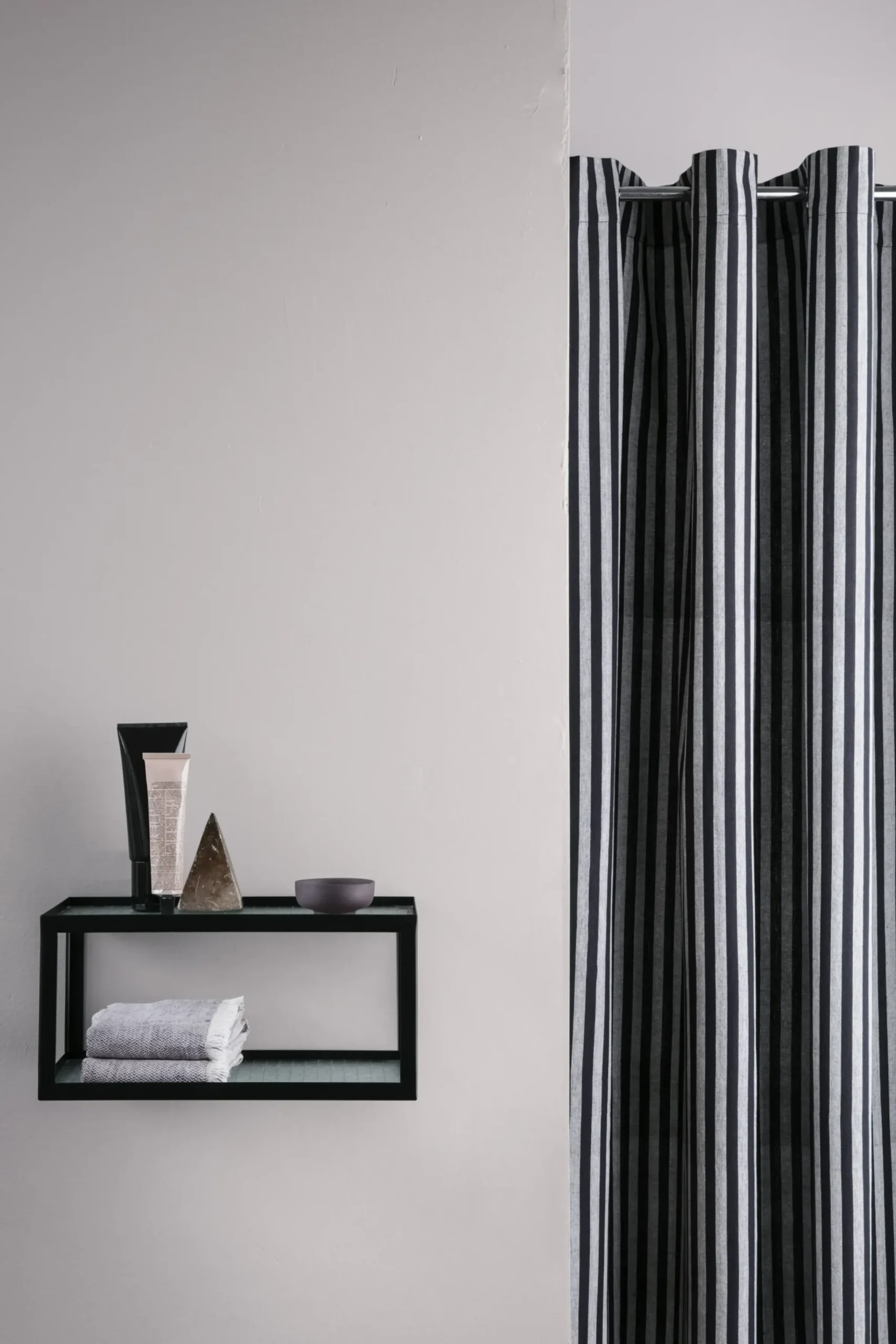 Rideau De Douche Chambray Striped Tissu Gris Noir / 160 X H 205 Cm - Coton Enduit - Ferm Living
