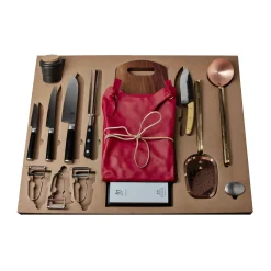 Set Ustensiles De Cuisine La Malle Bois / 28 Pieces Pour Coupe, Cuisson & Contenants - Edition Limitee & Numerotee - Malle W. Trousseau