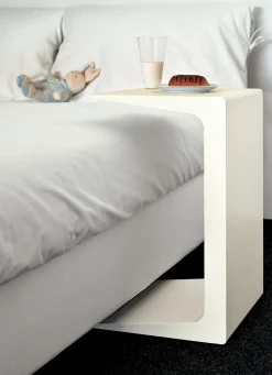 Table D'Appoint Cu Small Plastique/ Tabouret - L 45 Cm - Kristalia
