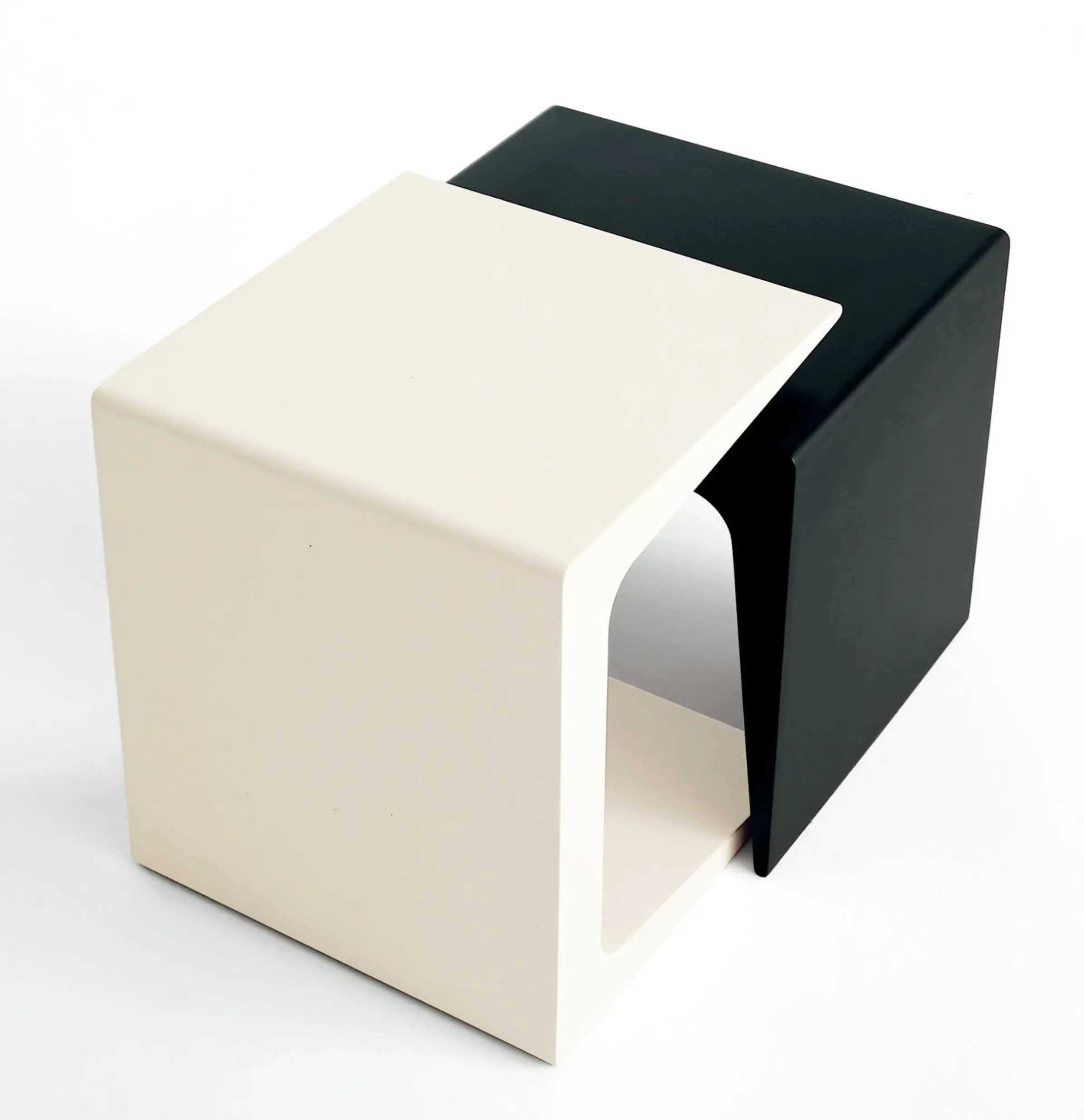 Table D'Appoint Cu Small Plastique/ Tabouret - L 45 Cm - Kristalia