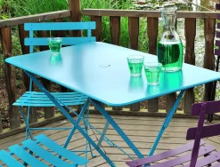 Table Pliante Bistro Metal Rouge / 97 X 57 Cm - 4 Personnes - Trou Parasol - Fermob