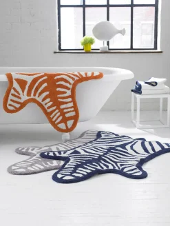 Tapis De Bain Zebra Blanc Bleu / Reversible - 112 X 79 Cm - Jonathan Adler