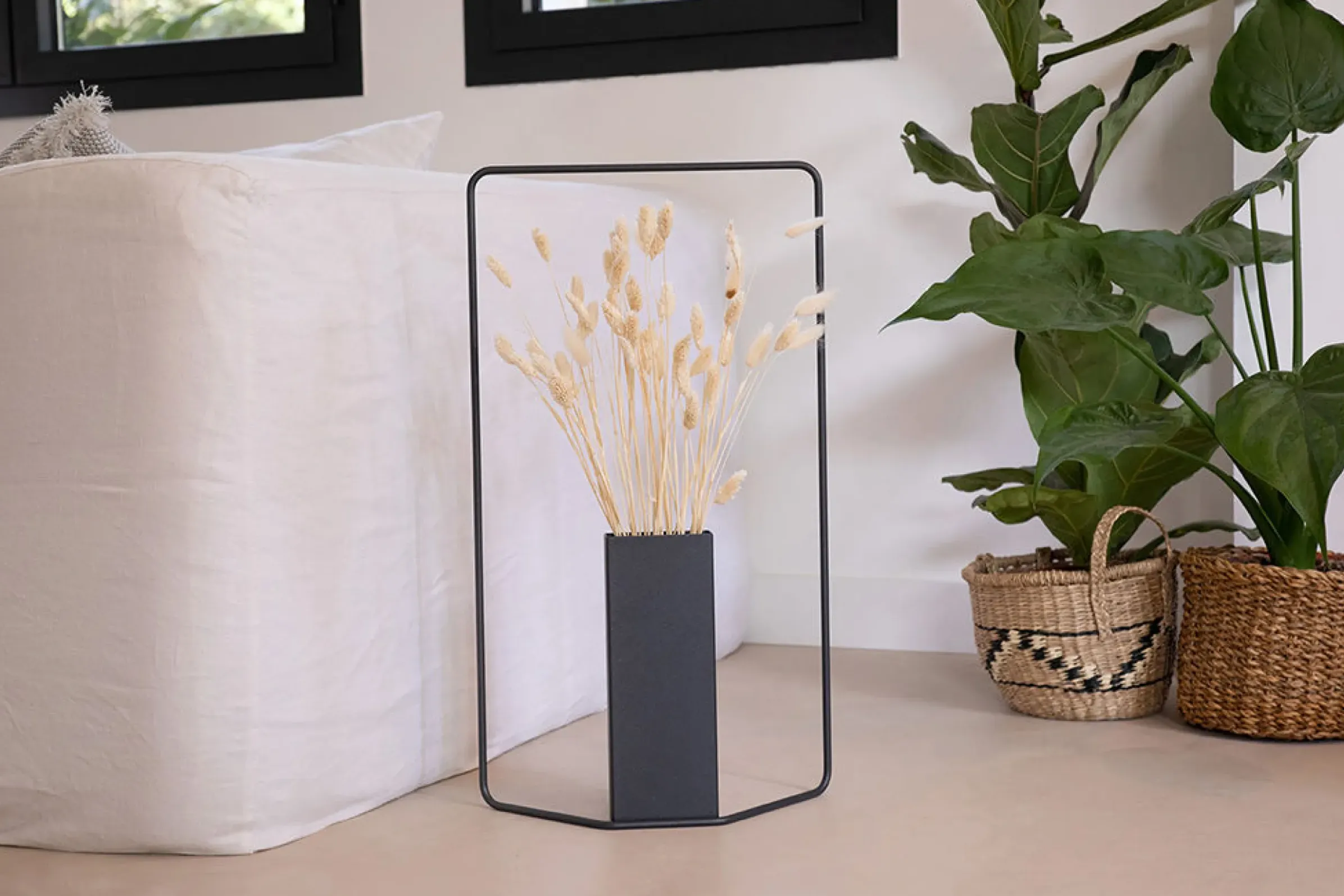 Vase Itac Metal Noir / Rectangulaire - L 34 X H 62 Cm - Fermob